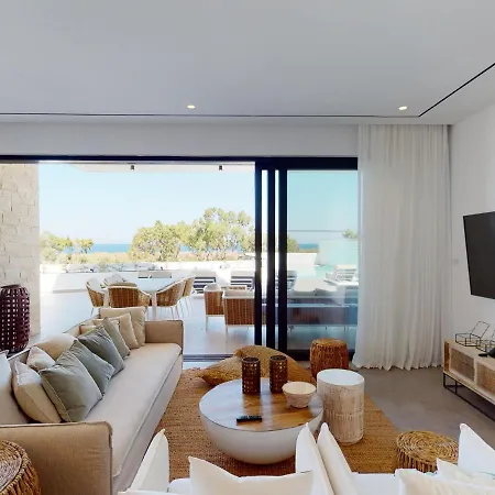 Sea-View Beach Villa Melpomeni At Periyiali Konnos Resort Βίλα *